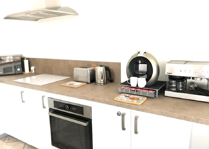 Pensionat The Concierge - Moinho Pool & Gardens